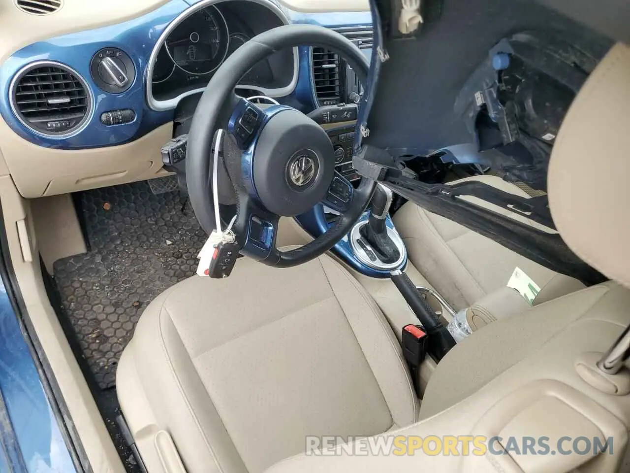 8 fotografías del automóvil dañado 3VWJD7ATXKM716699 VOLKSWAGEN BEETLE 2019