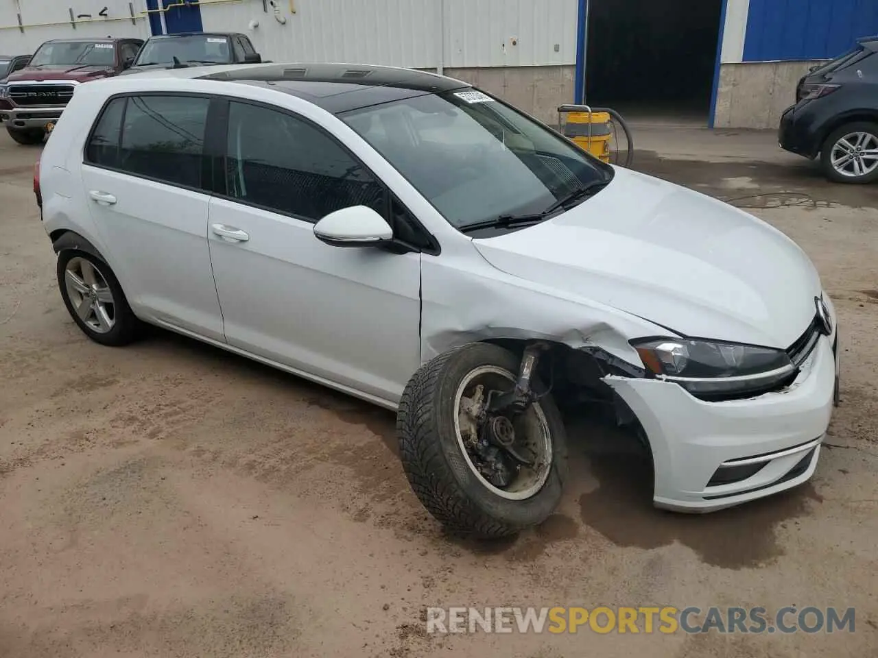 4 fotografías del automóvil dañado 3VWG57AU3KM030374 VOLKSWAGEN GOLF 2019