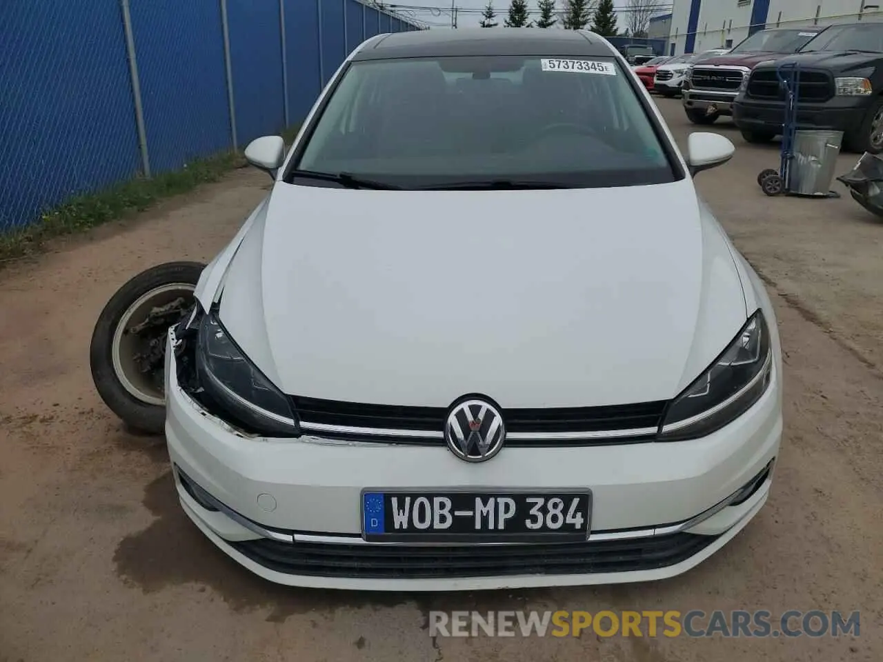 5 fotografías del automóvil dañado 3VWG57AU3KM030374 VOLKSWAGEN GOLF 2019