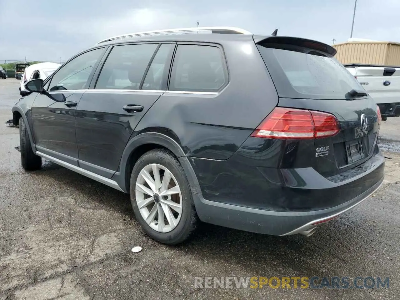 2 fotografías del automóvil dañado 3VWH17AU1KM511000 VOLKSWAGEN GOLF 2019