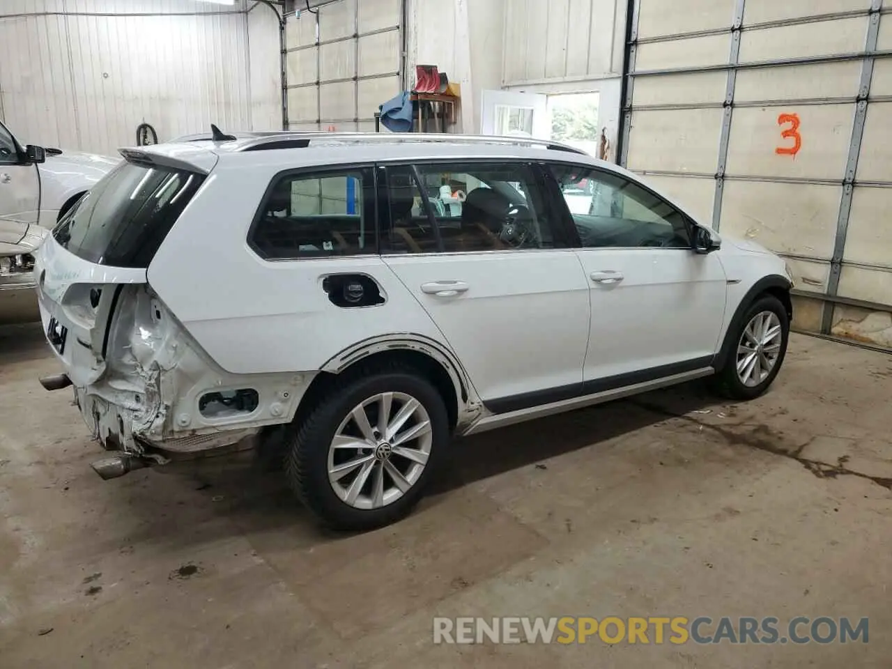 3 fotografías del automóvil dañado 3VWH17AU7KM513737 VOLKSWAGEN GOLF 2019