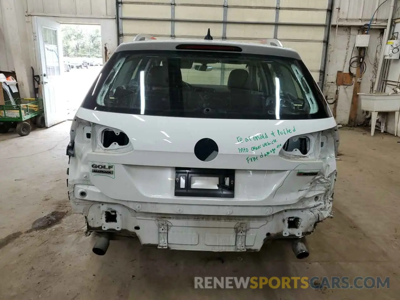6 fotografías del automóvil dañado 3VWH17AU7KM513737 VOLKSWAGEN GOLF 2019
