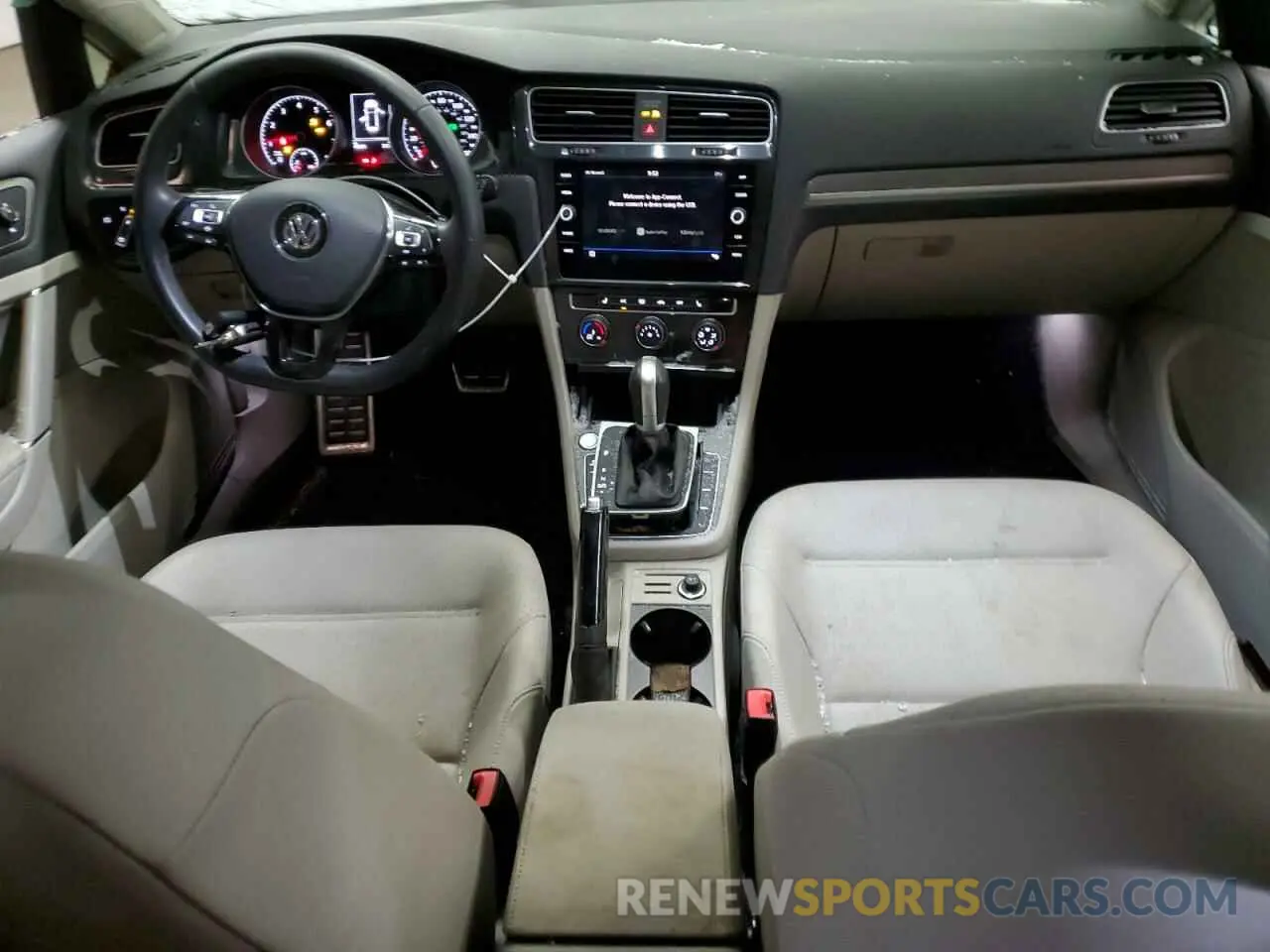 8 fotografías del automóvil dañado 3VWH17AU9KM517398 VOLKSWAGEN GOLF 2019