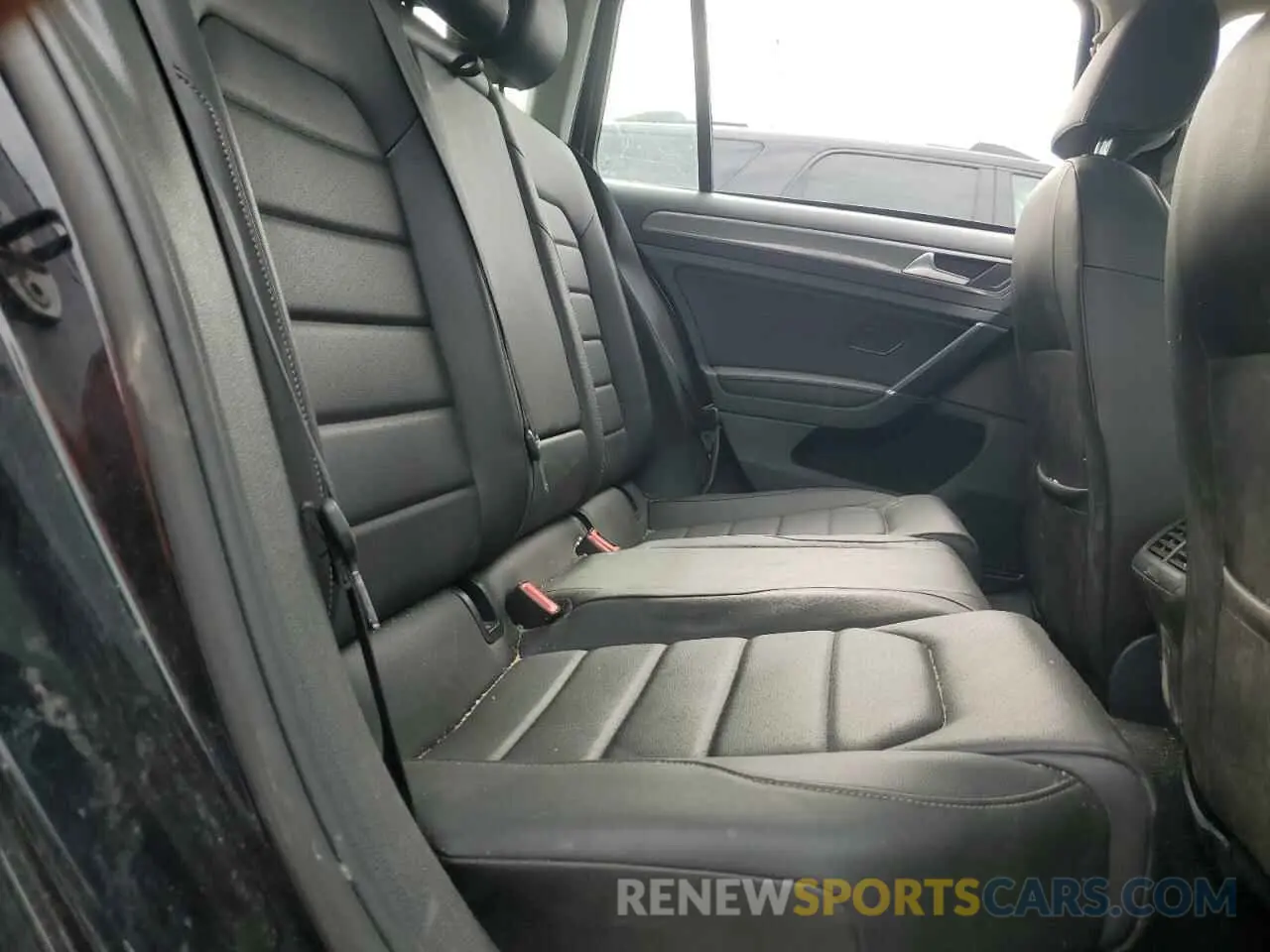 10 fotografías del automóvil dañado 3VWH17AUXKM515711 VOLKSWAGEN GOLF 2019