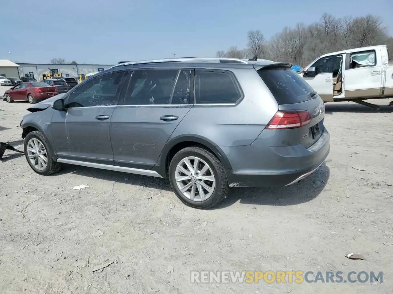 2 fotografías del automóvil dañado 3VWM17AU1KM517247 VOLKSWAGEN GOLF 2019