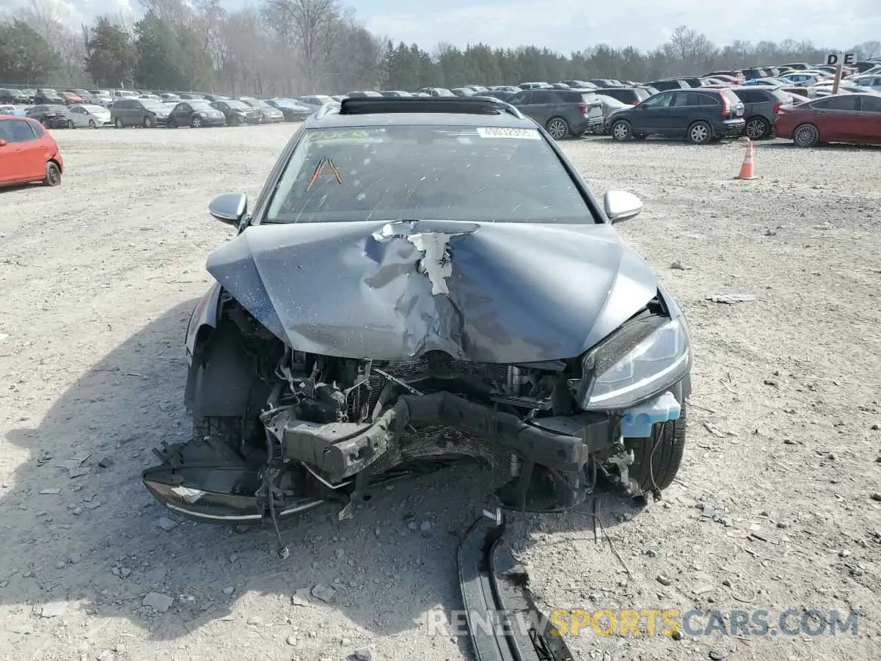 5 fotografías del automóvil dañado 3VWM17AU1KM517247 VOLKSWAGEN GOLF 2019