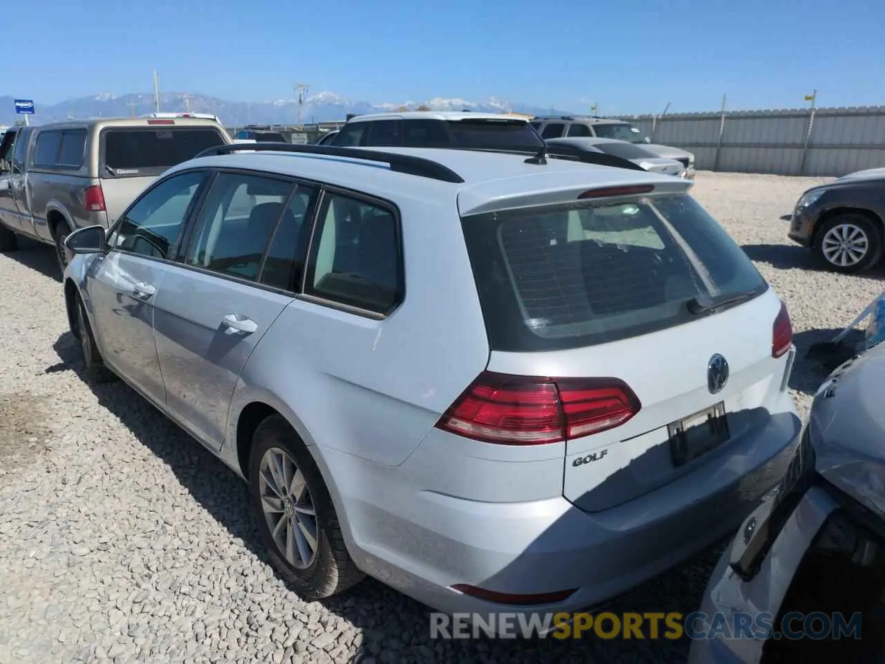6 fotografías del automóvil dañado 3VWT57AUXKM506683 VOLKSWAGEN GOLF 2019