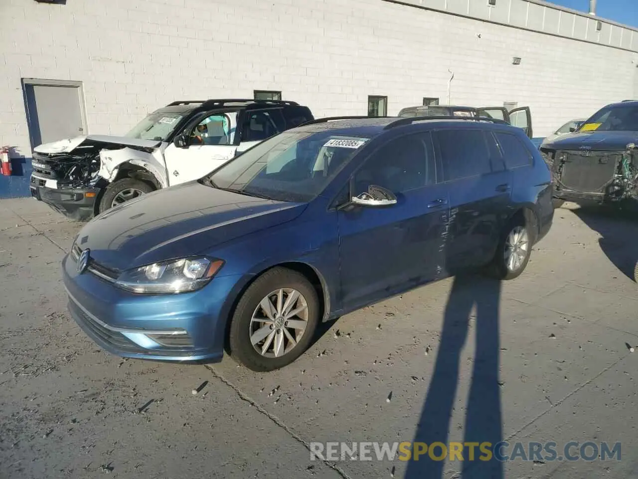 1 fotografías del automóvil dañado 3VWY57AU1KM510448 VOLKSWAGEN GOLF 2019