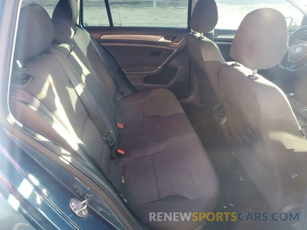 10 fotografías del automóvil dañado 3VWY57AU1KM510448 VOLKSWAGEN GOLF 2019
