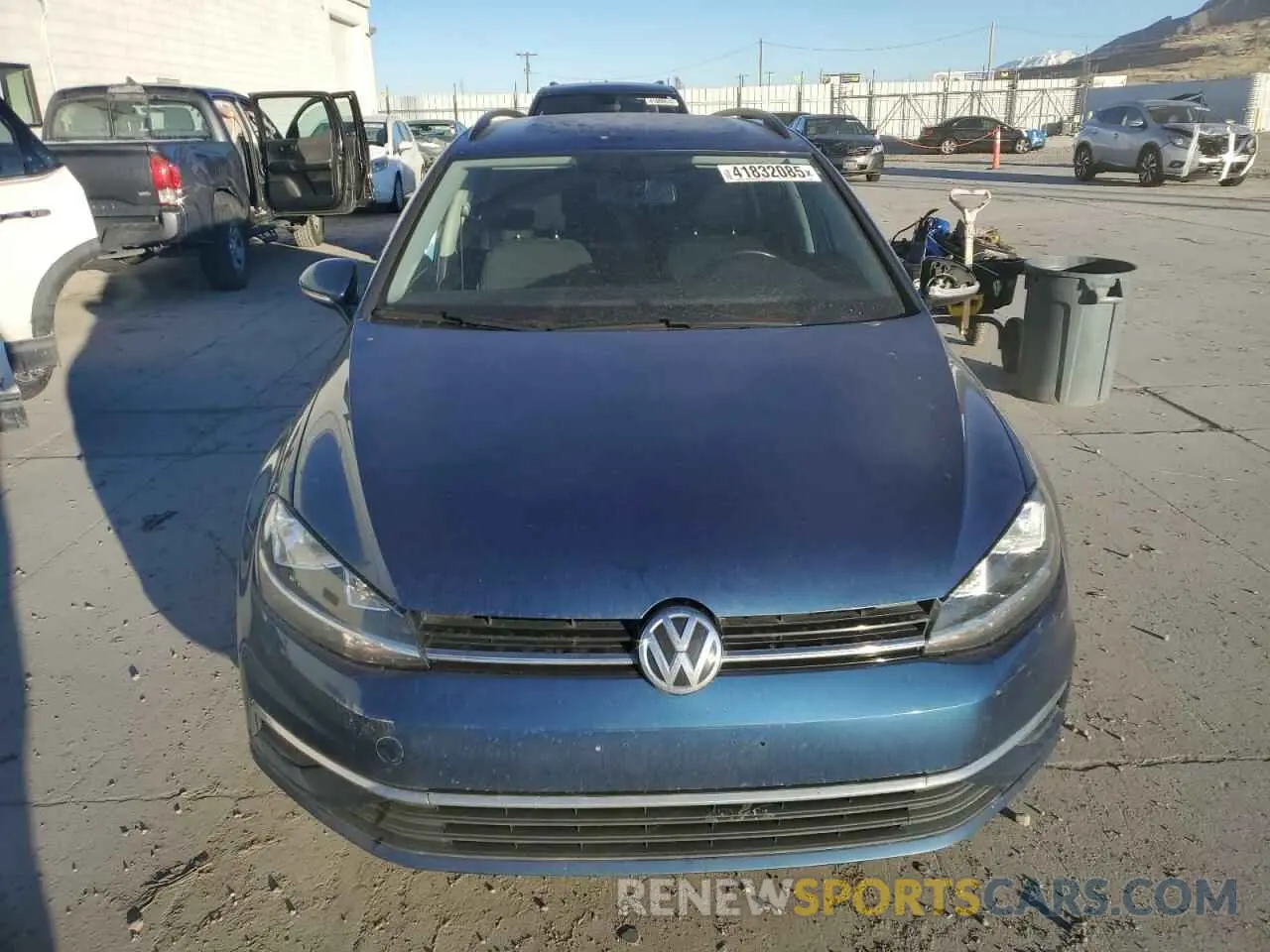 5 fotografías del automóvil dañado 3VWY57AU1KM510448 VOLKSWAGEN GOLF 2019