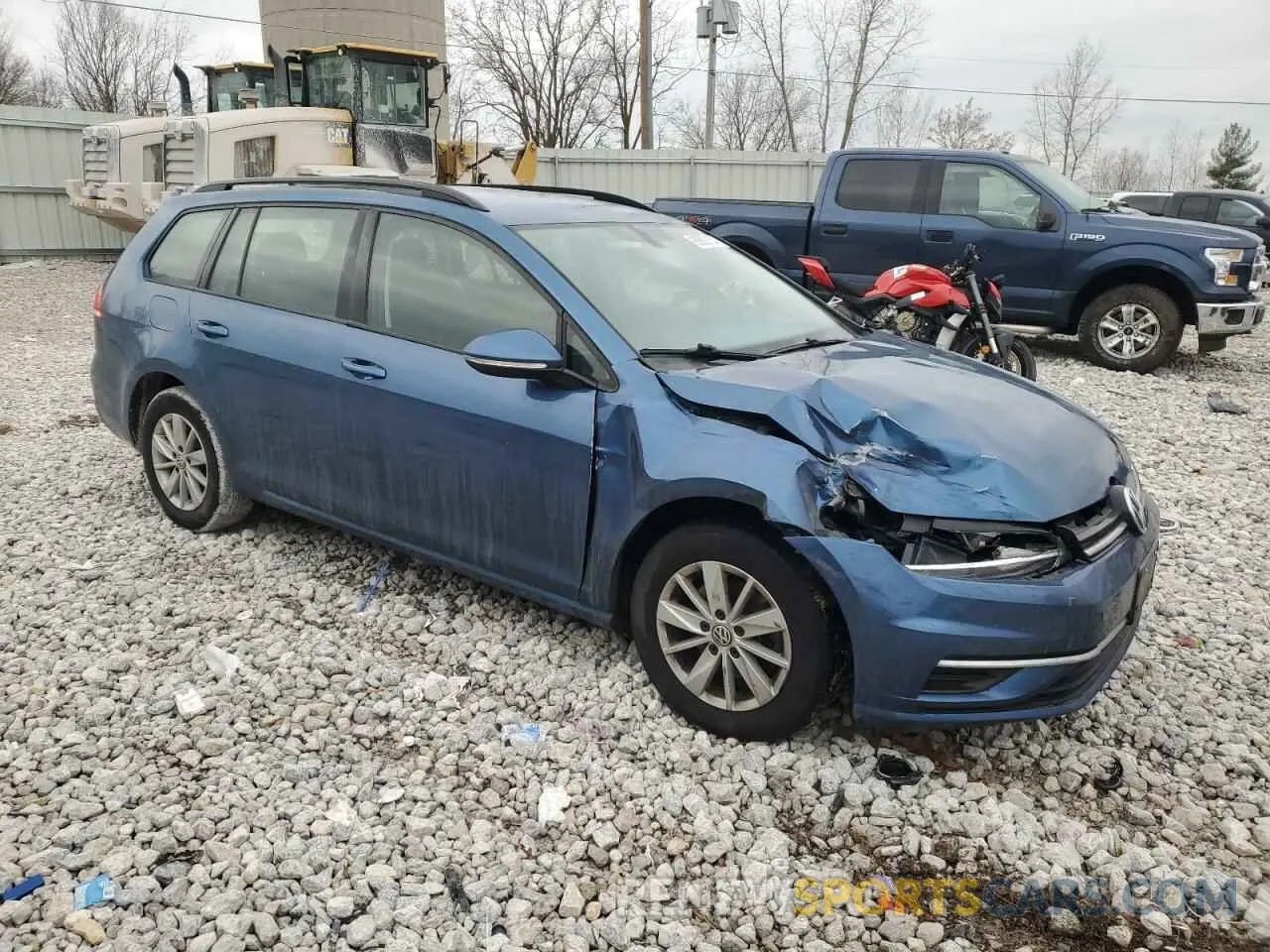 4 fotografías del automóvil dañado 3VWY57AU5KM511344 VOLKSWAGEN GOLF 2019