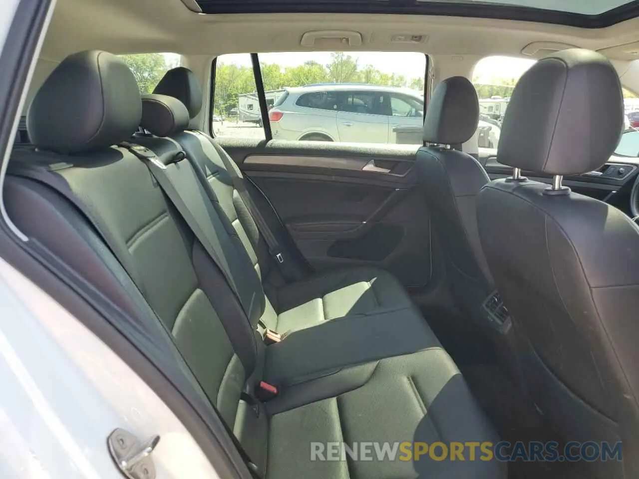 10 fotografías del automóvil dañado 3VWY57AUXKM508133 VOLKSWAGEN GOLF 2019