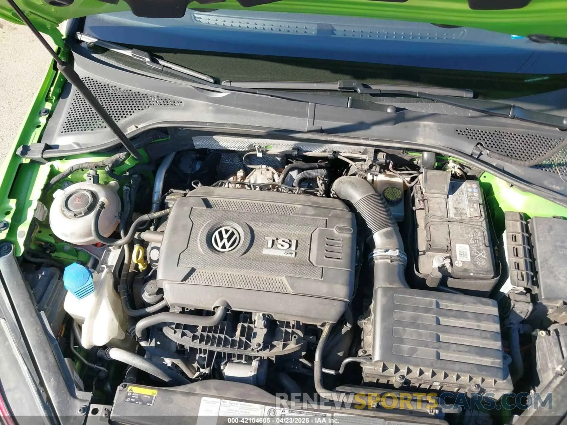 10 fotografías del automóvil dañado WVWGA7AU7KW118889 VOLKSWAGEN GOLF 2019