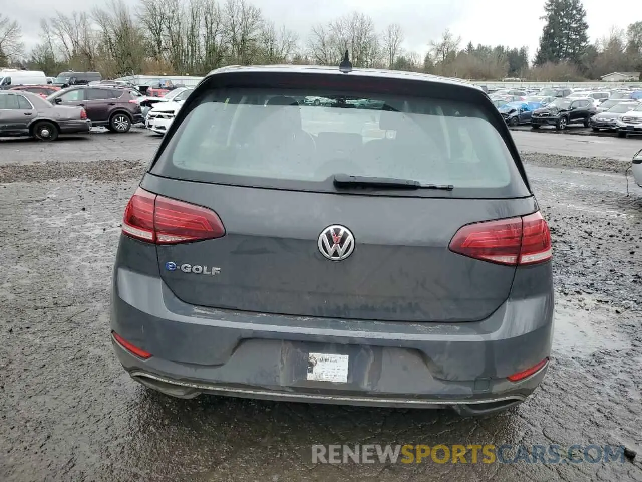 6 fotografías del automóvil dañado WVWKR7AU7KW919468 VOLKSWAGEN GOLF 2019