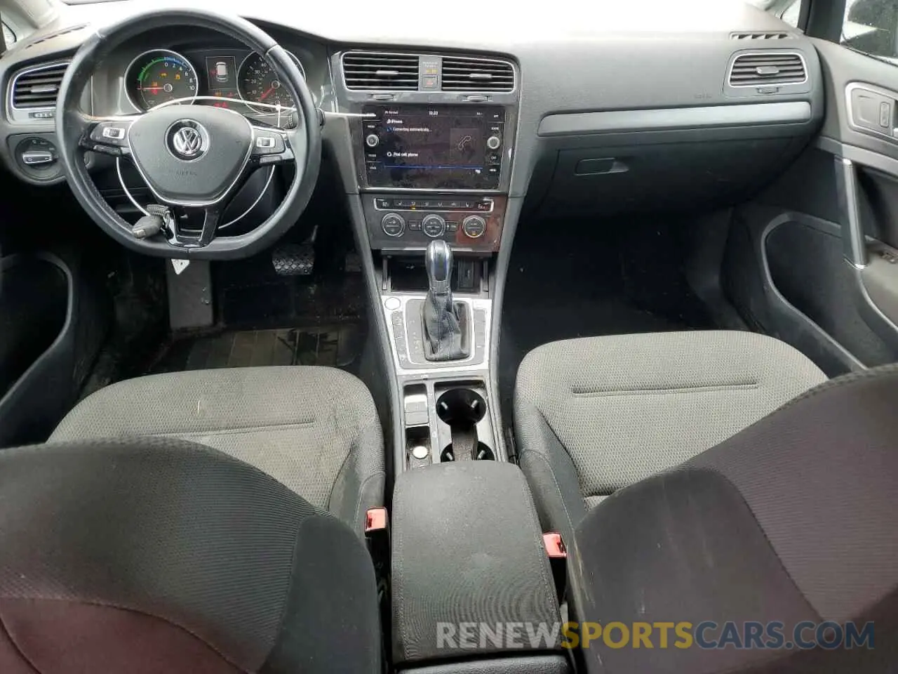 8 fotografías del automóvil dañado WVWKR7AU7KW919468 VOLKSWAGEN GOLF 2019