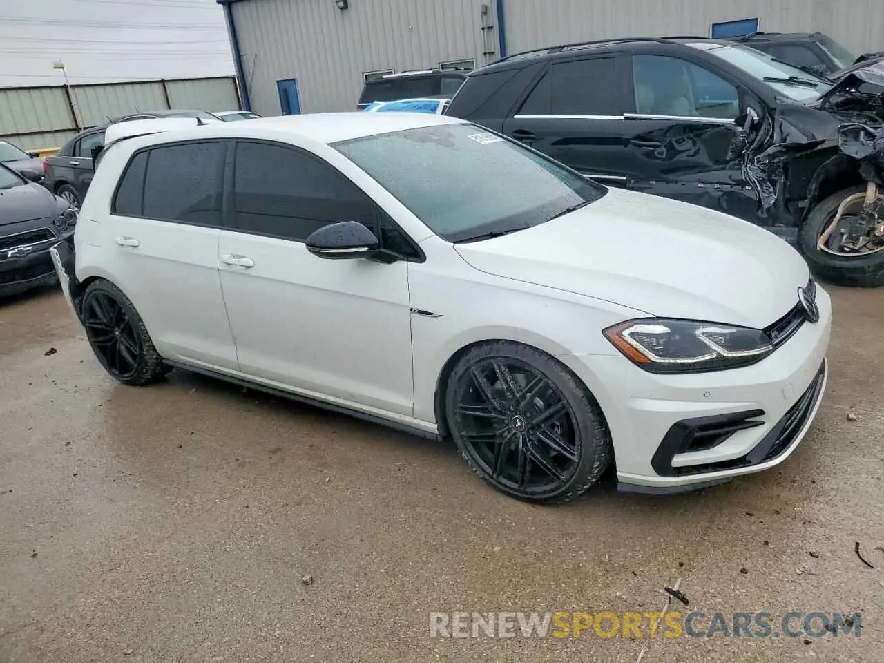 4 fotografías del automóvil dañado WVWVA7AU9KW148757 VOLKSWAGEN GOLF 2019