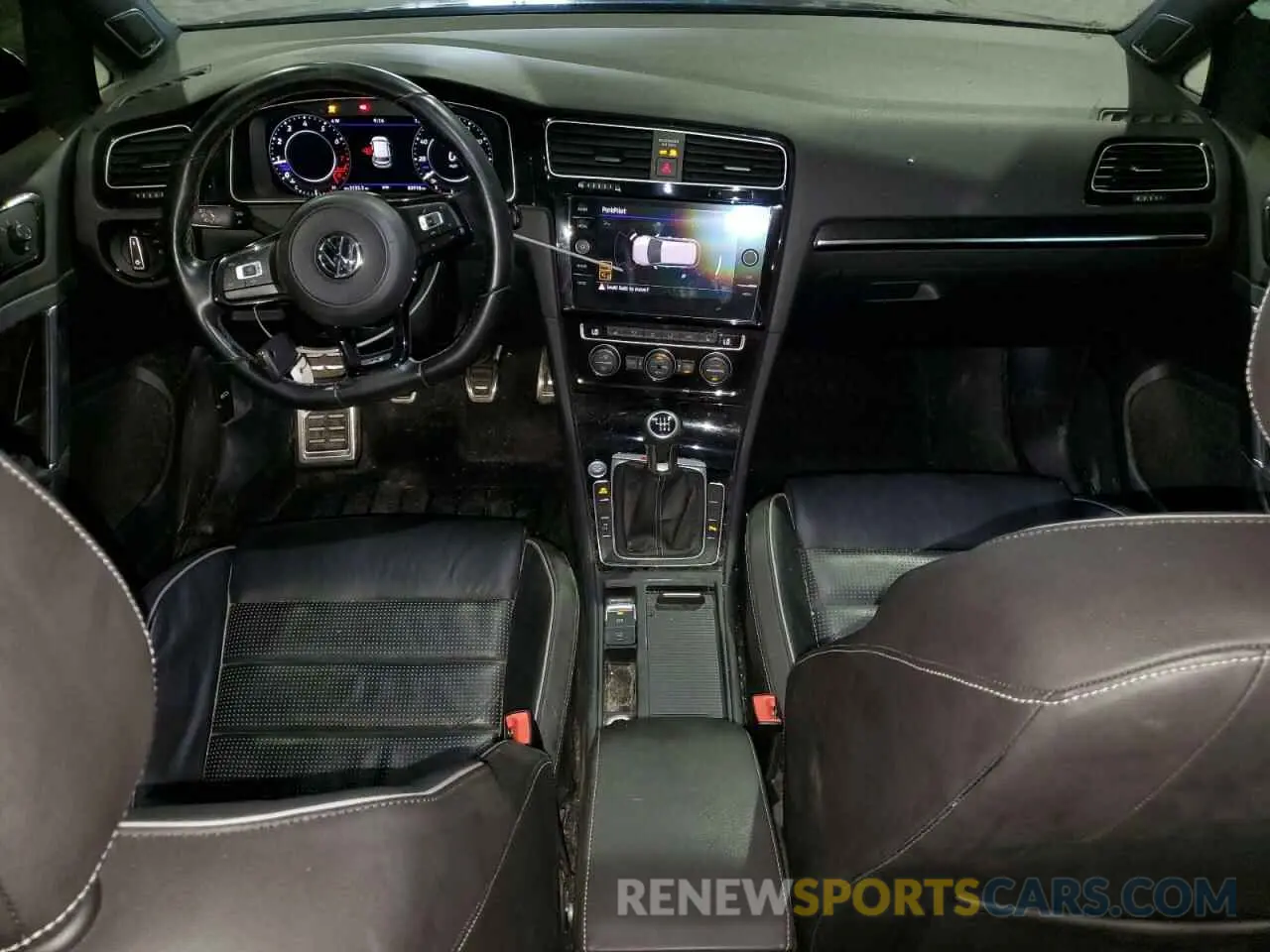 8 fotografías del automóvil dañado WVWWA7AU4KW225264 VOLKSWAGEN GOLF 2019