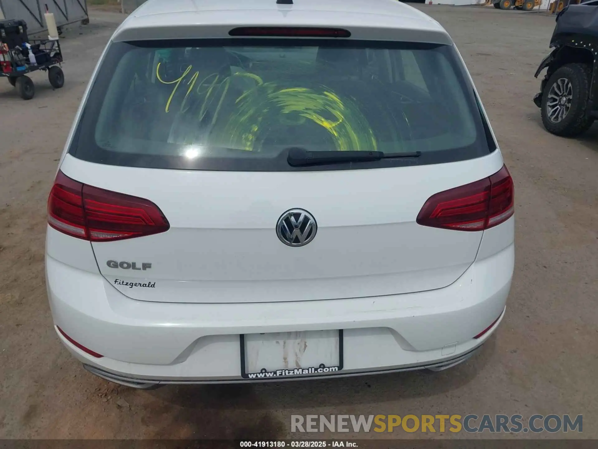 16 fotografías del automóvil dañado 3VWG57AU0LM004011 VOLKSWAGEN GOLF 2020
