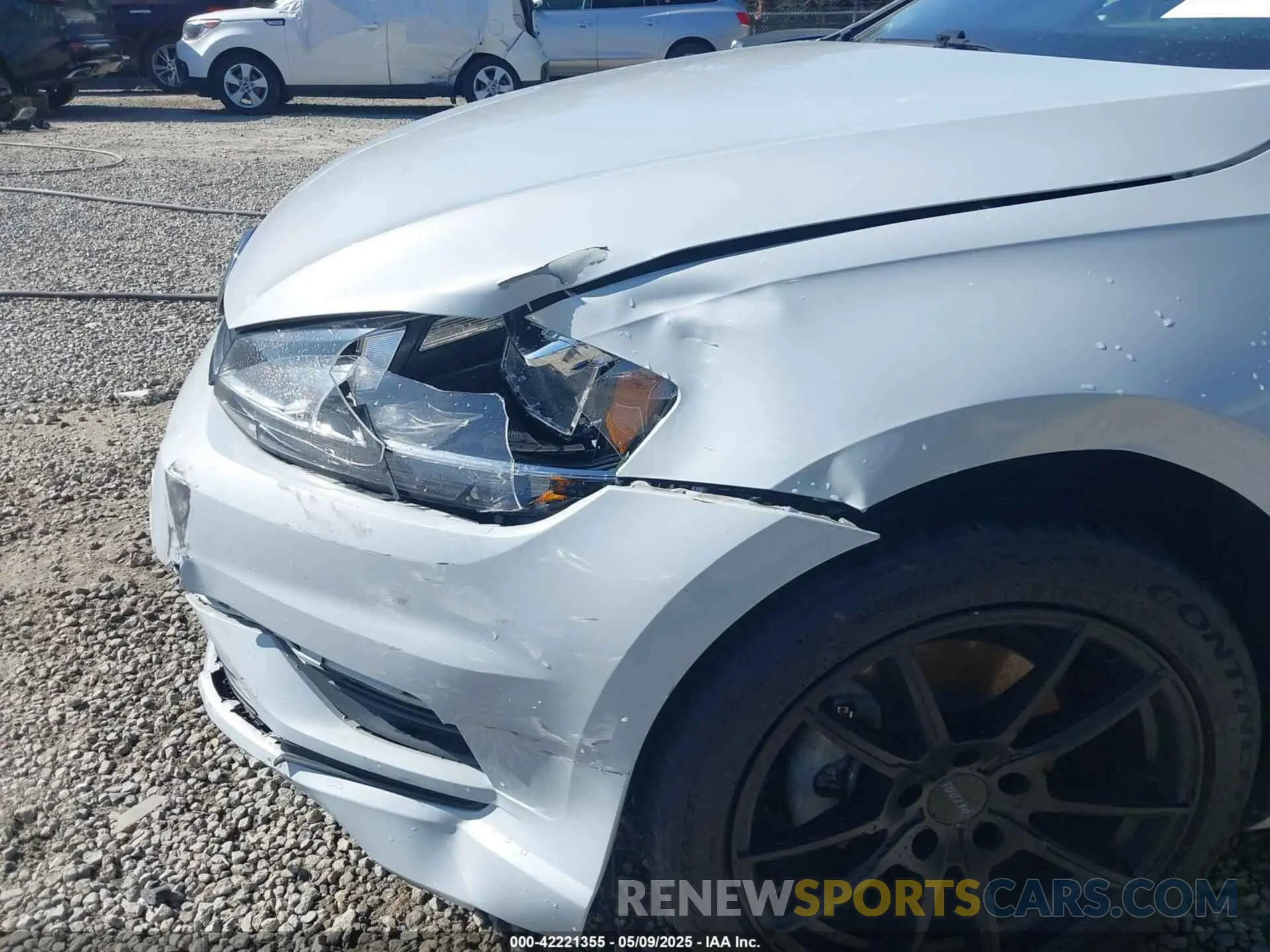 16 fotografías del automóvil dañado 3VWG57AU0LM012089 VOLKSWAGEN GOLF 2020