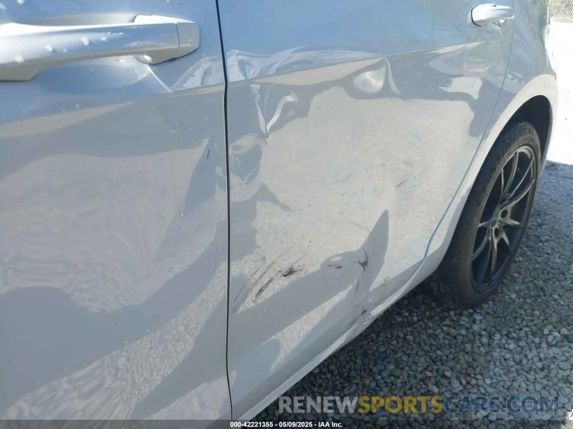 17 fotografías del automóvil dañado 3VWG57AU0LM012089 VOLKSWAGEN GOLF 2020
