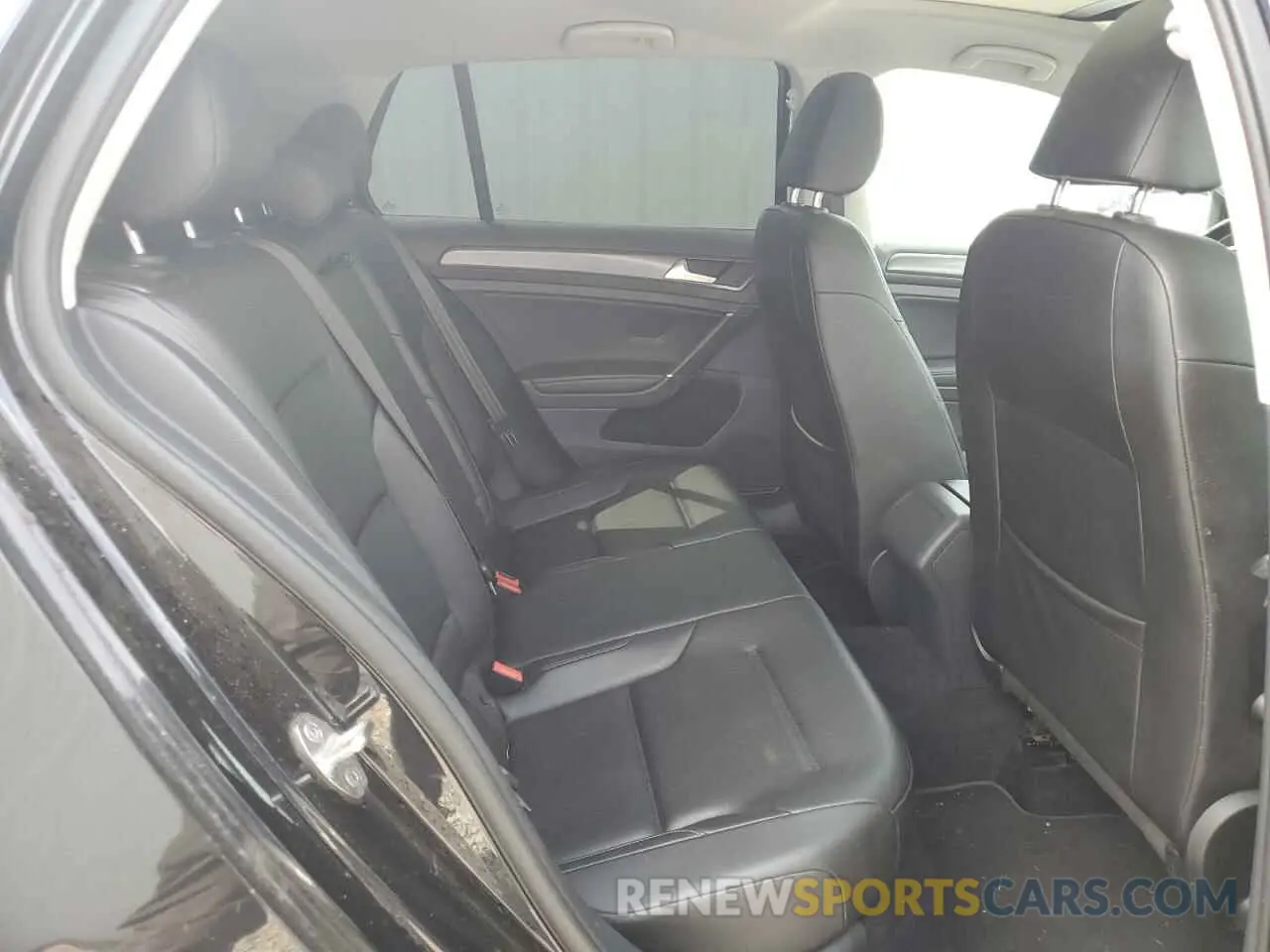 10 fotografías del automóvil dañado 3VWG57AU5LM004456 VOLKSWAGEN GOLF 2020