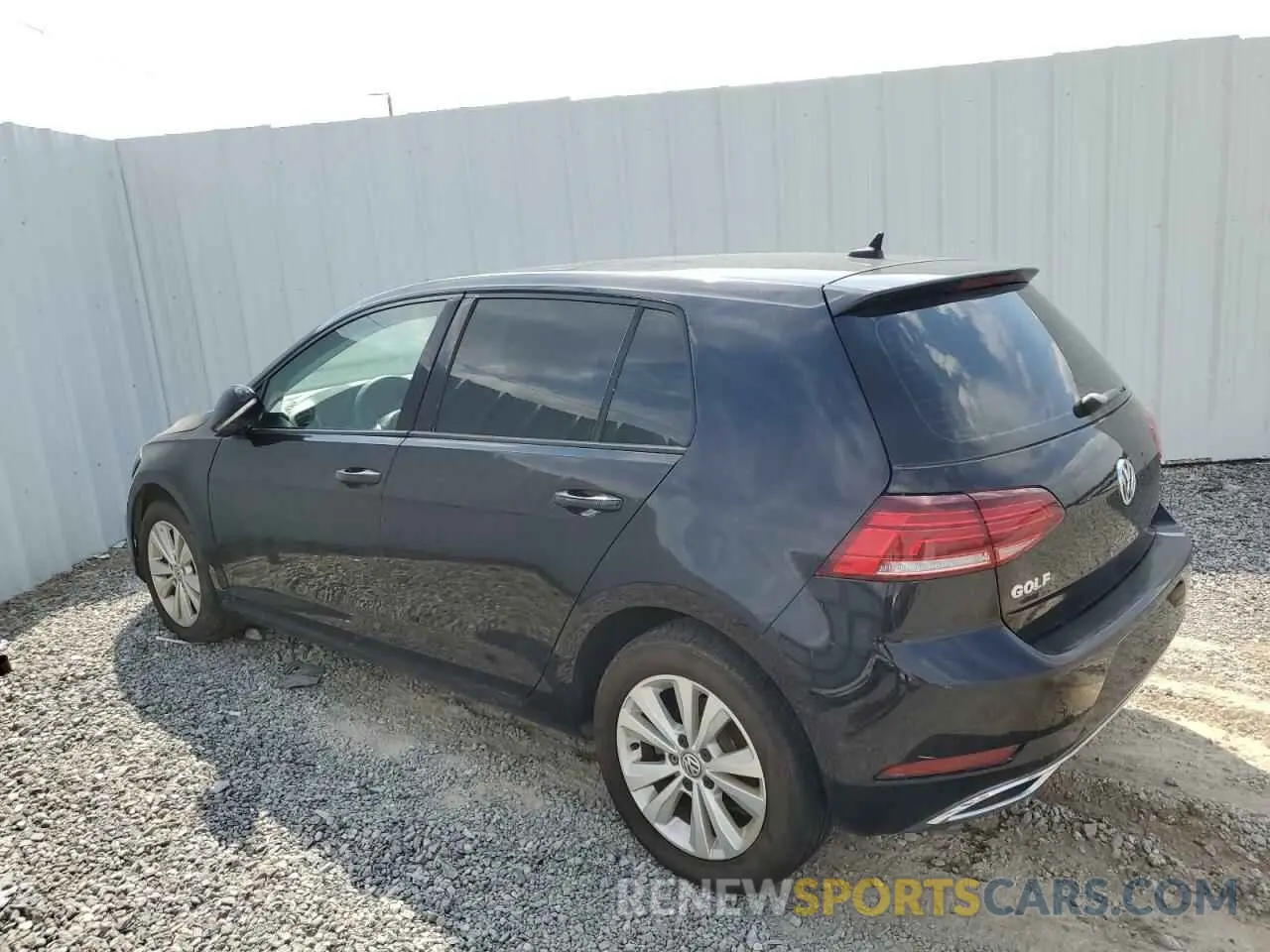 2 fotografías del automóvil dañado 3VWG57AU5LM004456 VOLKSWAGEN GOLF 2020
