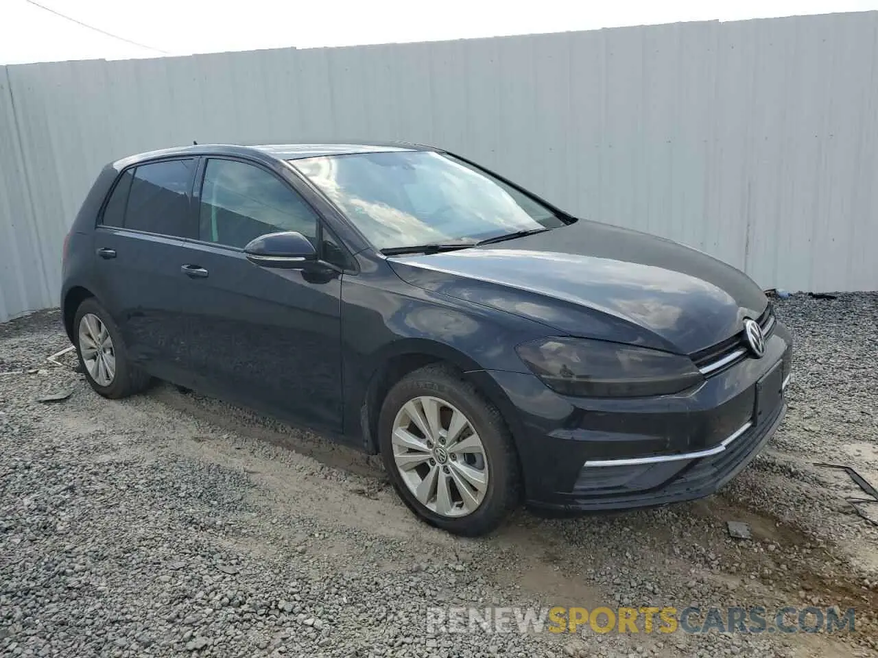4 fotografías del automóvil dañado 3VWG57AU5LM004456 VOLKSWAGEN GOLF 2020