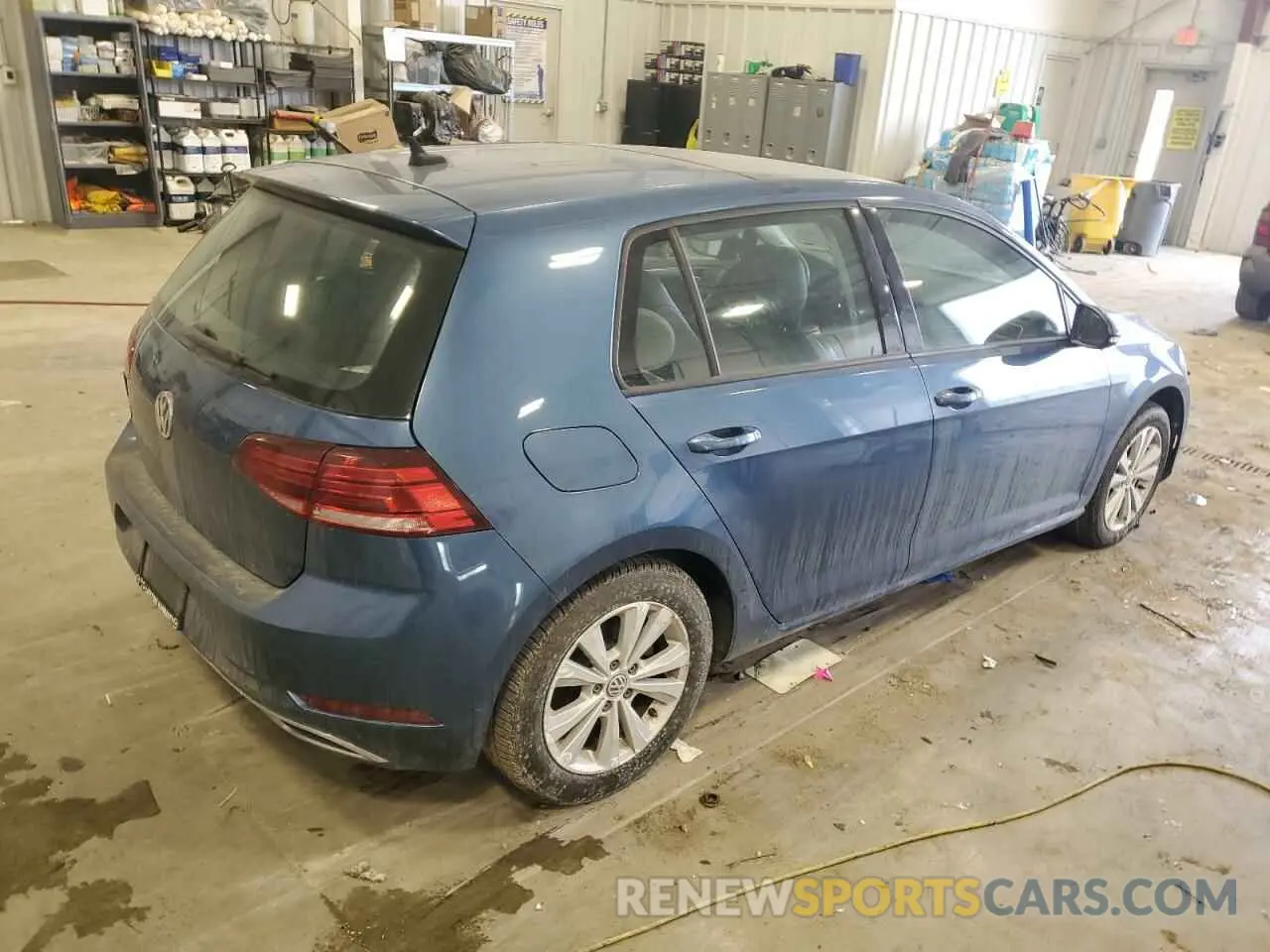 3 fotografías del automóvil dañado 3VWG57AU7LM000411 VOLKSWAGEN GOLF 2020
