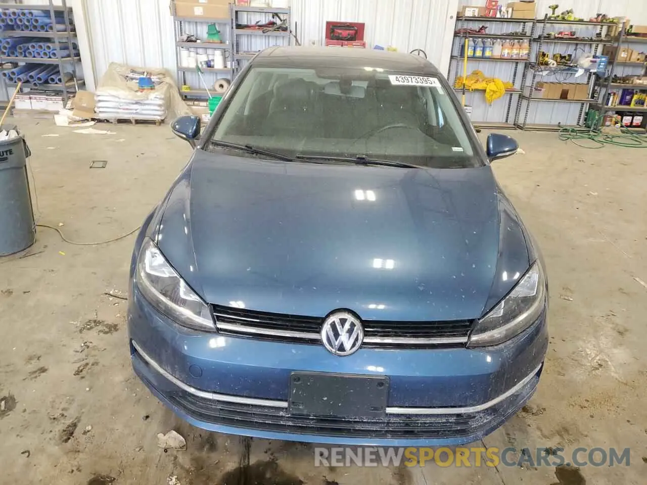 5 fotografías del automóvil dañado 3VWG57AU7LM000411 VOLKSWAGEN GOLF 2020