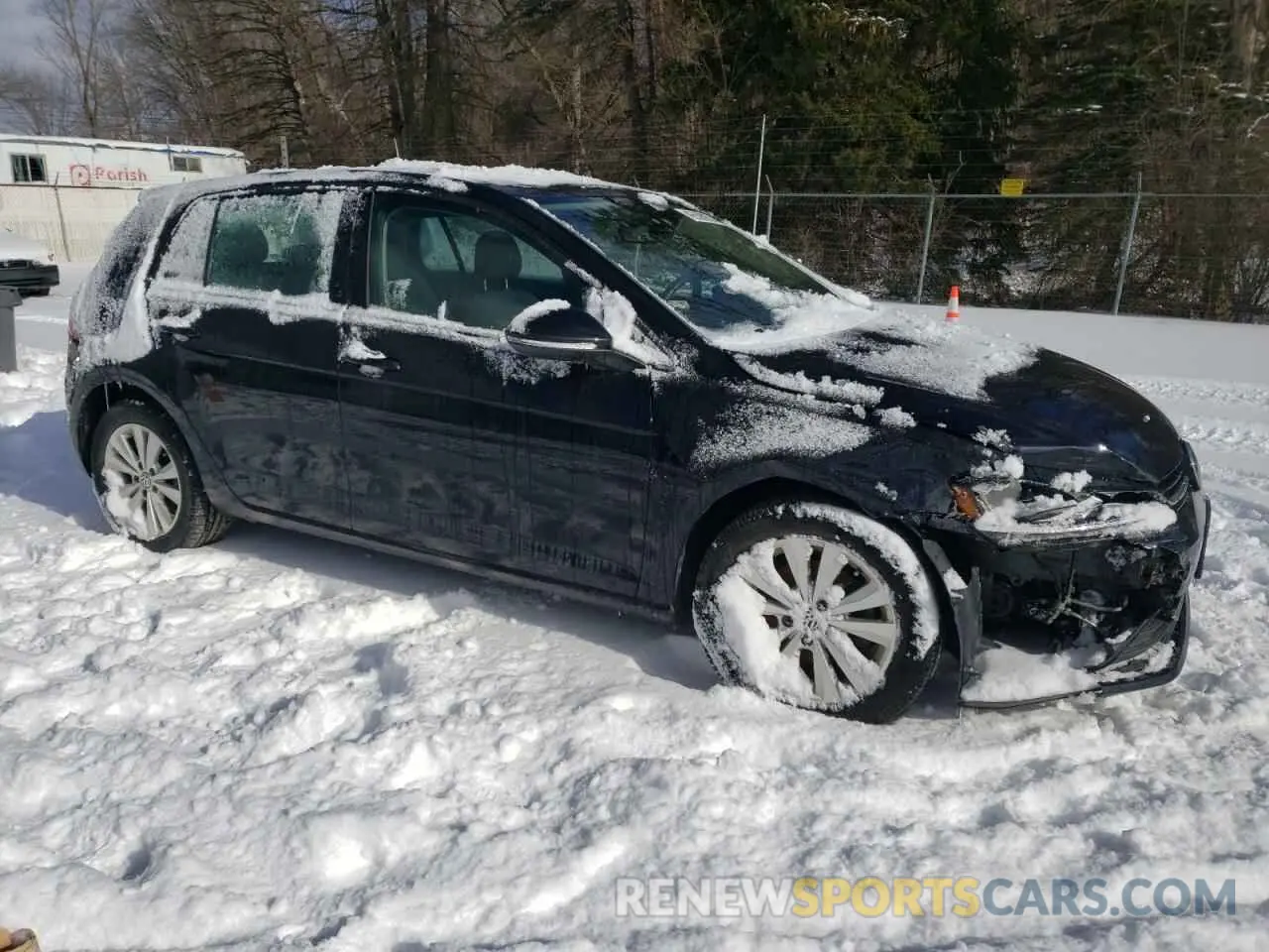 4 fotografías del automóvil dañado 3VWW57AU0LM009270 VOLKSWAGEN GOLF 2020