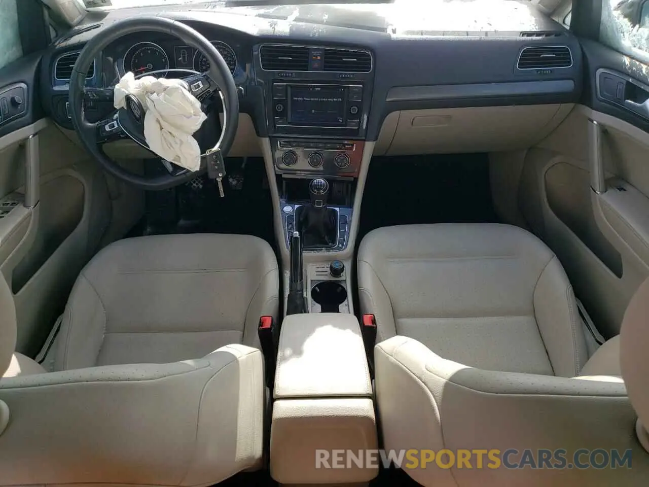 8 fotografías del automóvil dañado 3VWW57AU0LM009270 VOLKSWAGEN GOLF 2020