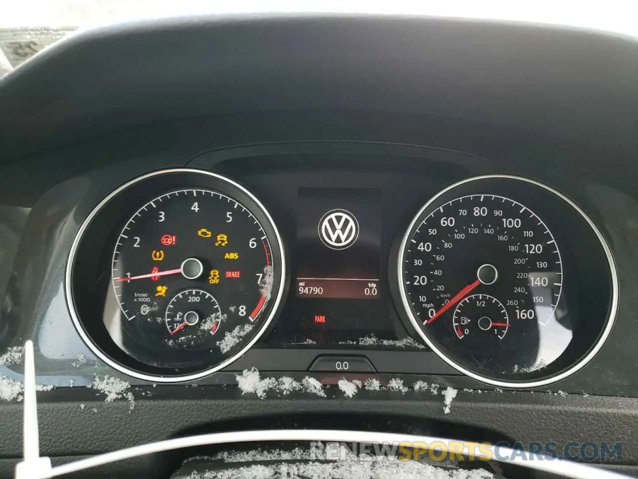 9 fotografías del automóvil dañado 3VWW57AU0LM009270 VOLKSWAGEN GOLF 2020