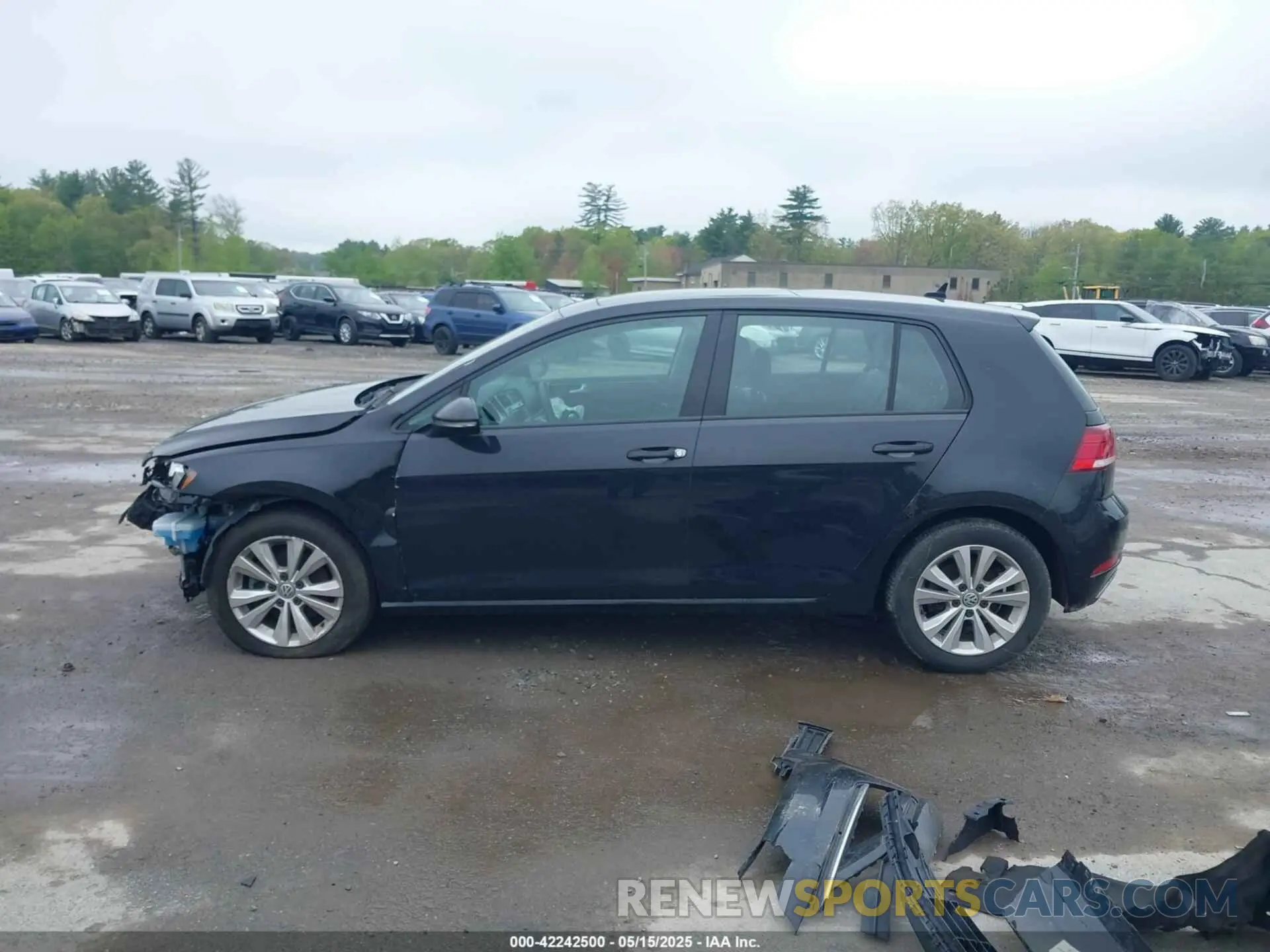 14 fotografías del automóvil dañado 3VWW57AU2LM009352 VOLKSWAGEN GOLF 2020