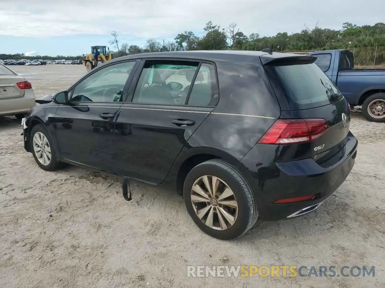 2 fotografías del automóvil dañado 3VWG57AU2MM007509 VOLKSWAGEN GOLF 2021