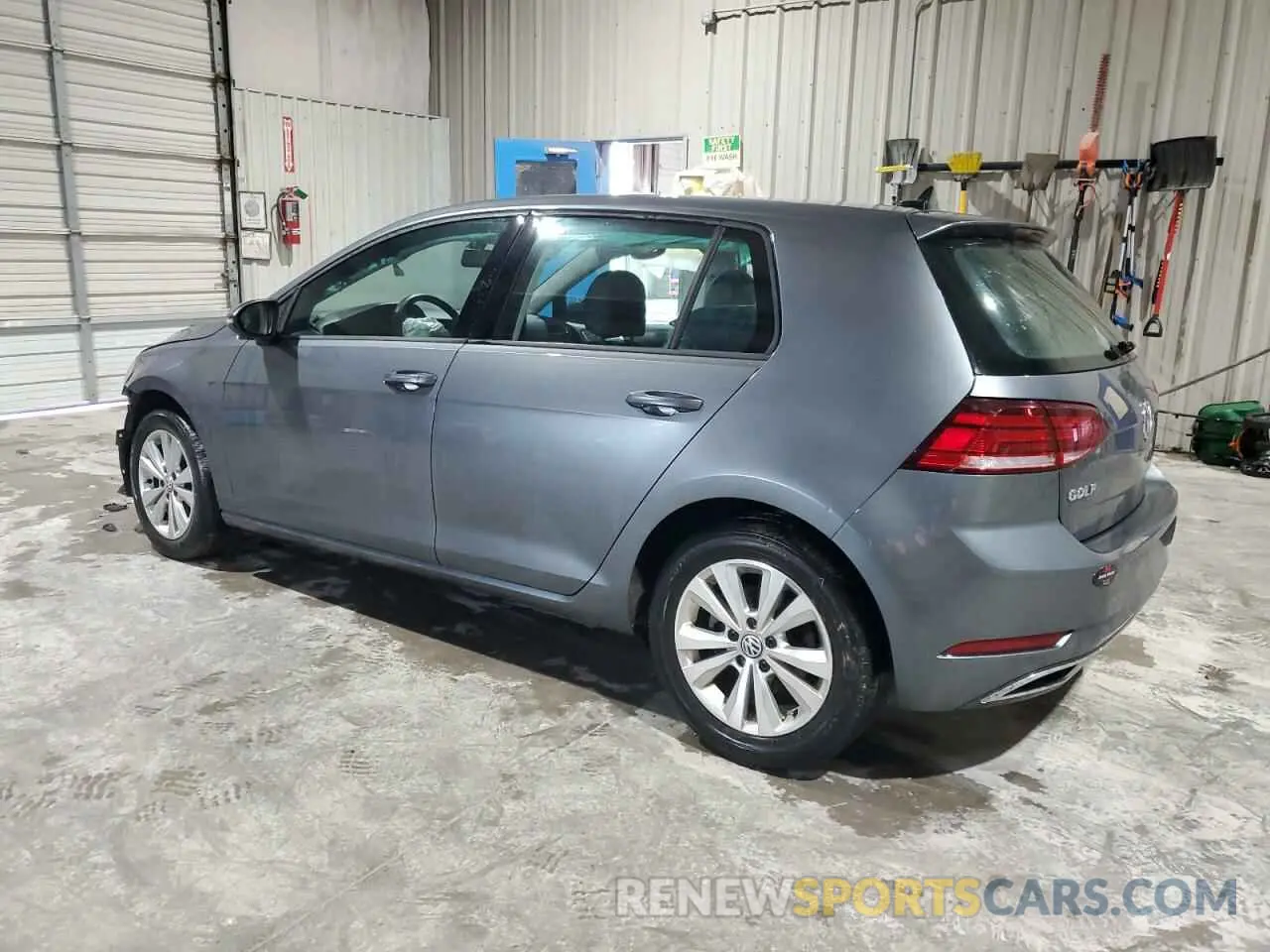 2 fotografías del automóvil dañado 3VWG57AU5MM011862 VOLKSWAGEN GOLF 2021