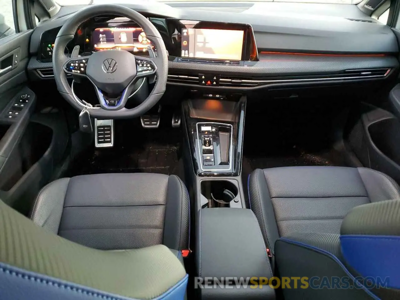 8 fotografías del automóvil dañado WVWEB7CD6RW216579 VOLKSWAGEN GOLF 2024