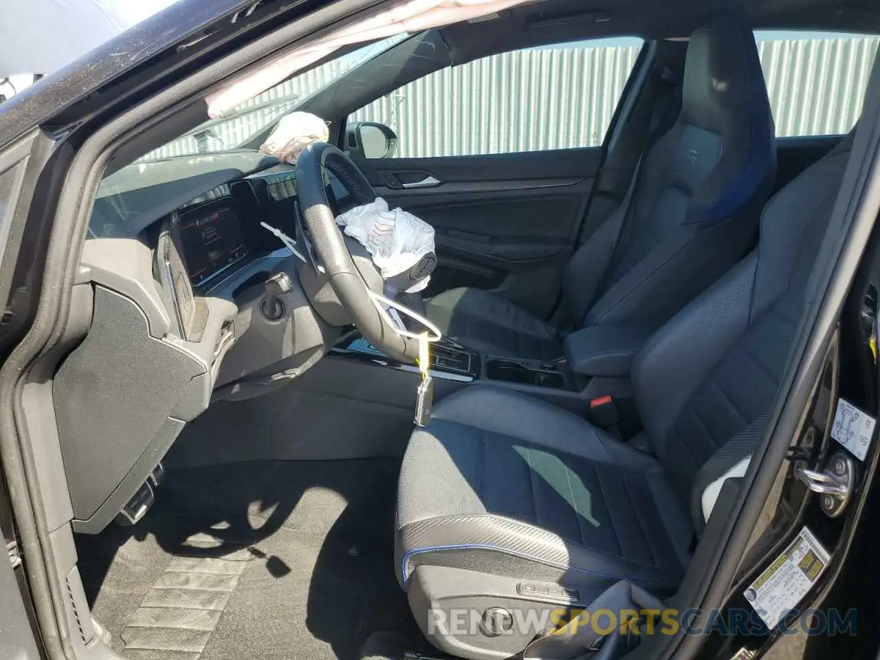 7 fotografías del automóvil dañado WVWEB7CDXRW147914 VOLKSWAGEN GOLF 2024