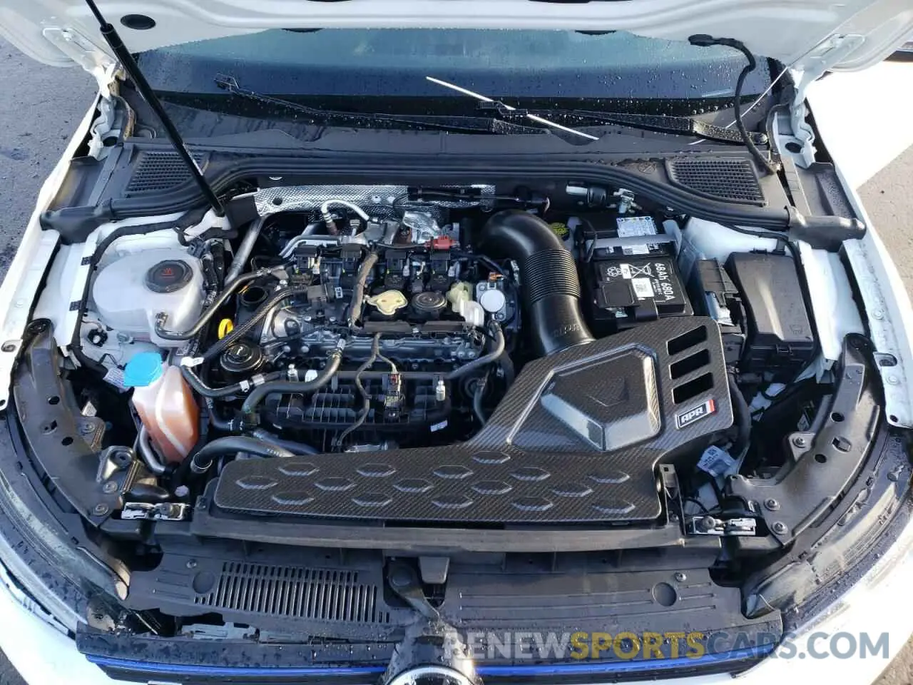 12 fotografías del automóvil dañado WVWFB7CD3RW221758 VOLKSWAGEN GOLF 2024