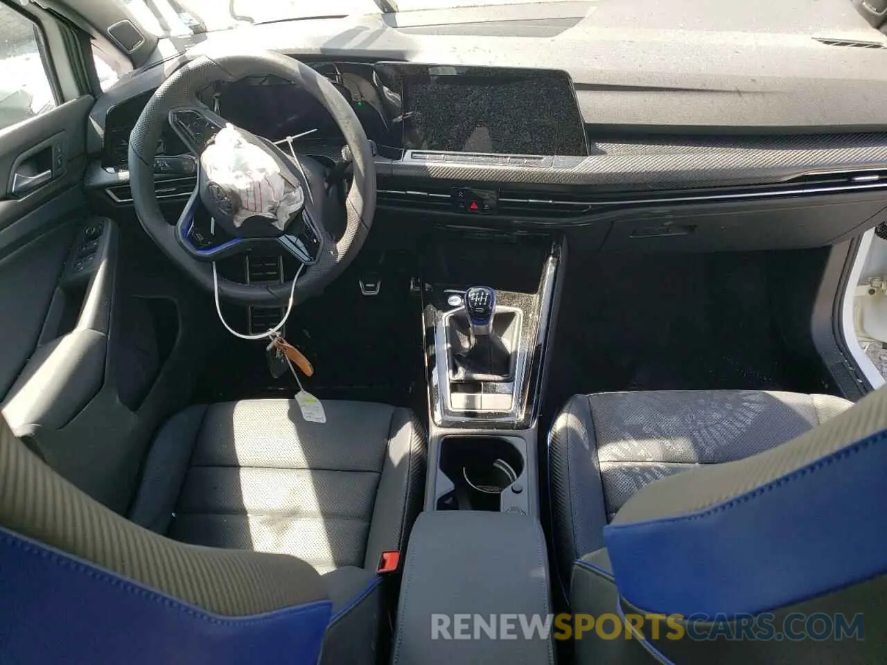8 fotografías del automóvil dañado WVWFB7CD4RW181643 VOLKSWAGEN GOLF 2024