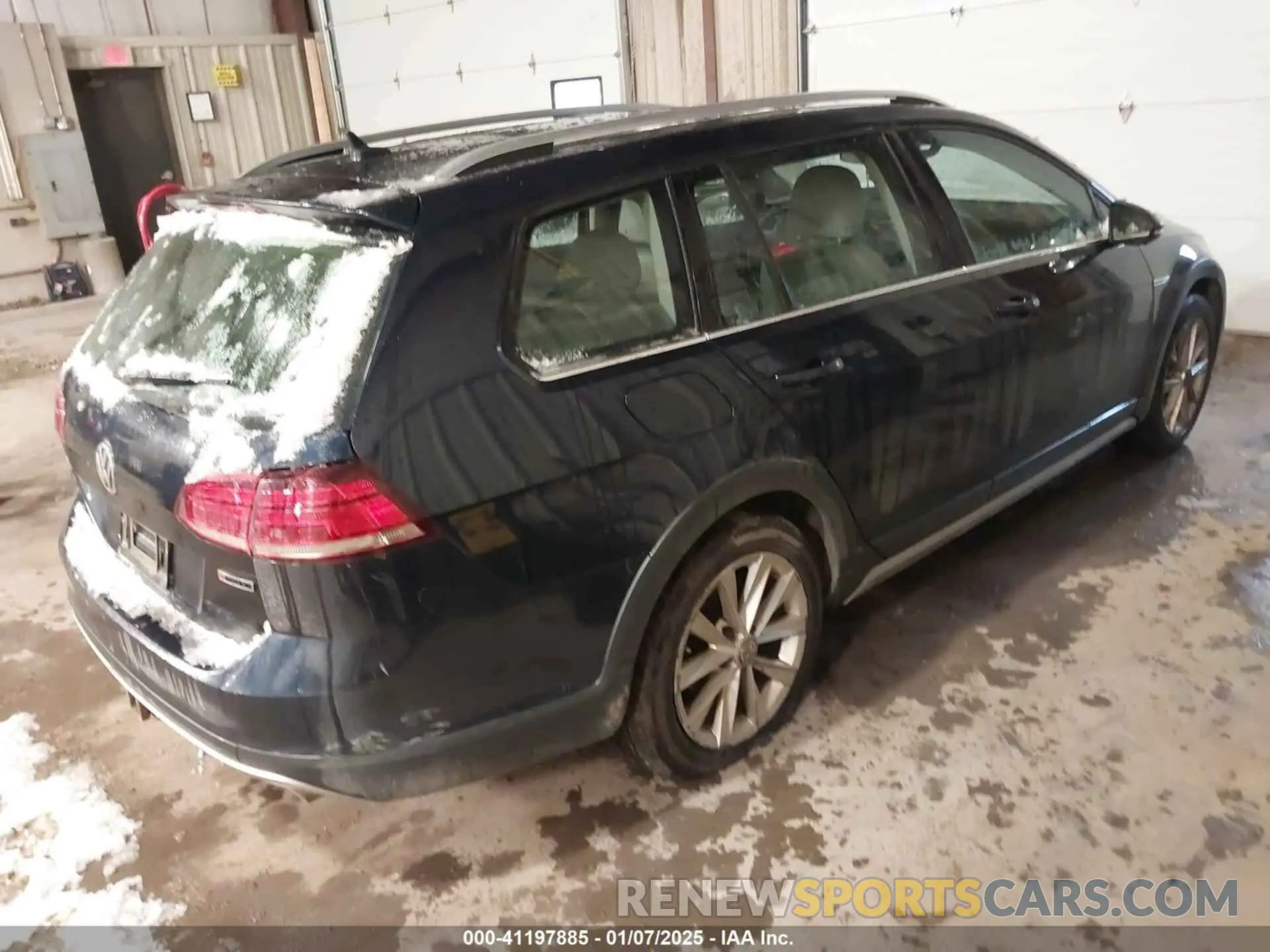 4 fotografías del automóvil dañado 3VWH17AU7KM513463 VOLKSWAGEN GOLF ALLTRACK 2019