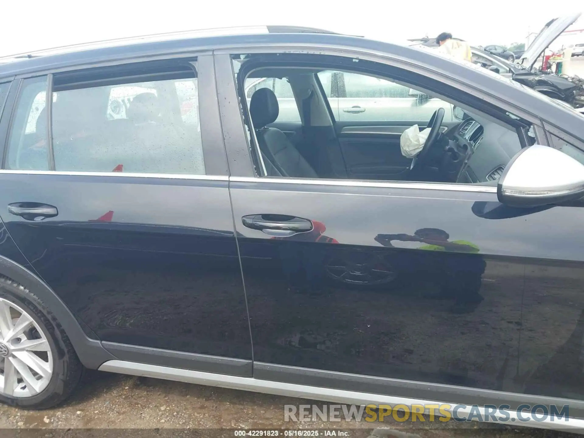 12 fotografías del automóvil dañado 3VWH17AU9KM516123 VOLKSWAGEN GOLF ALLTRACK 2019