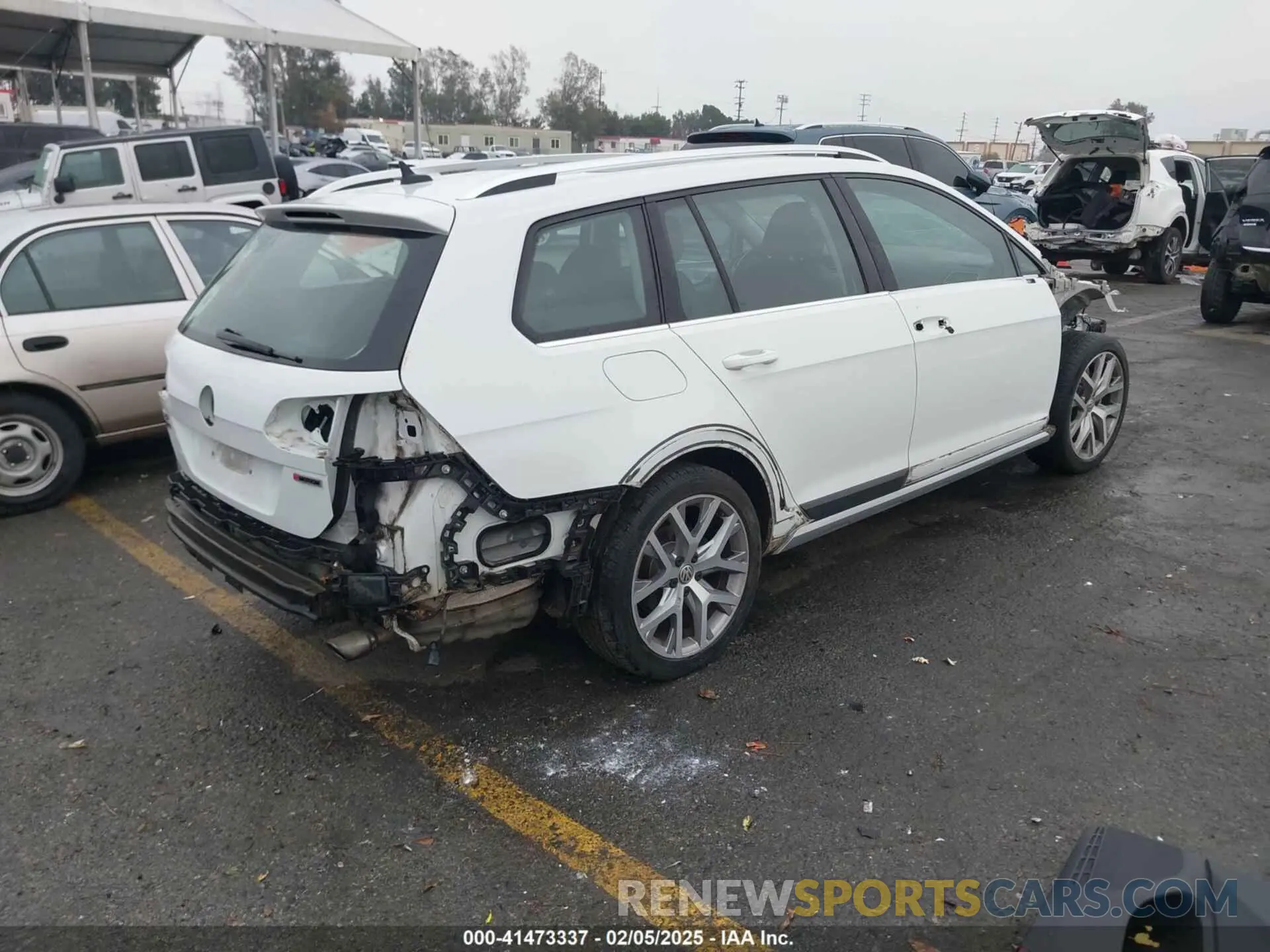 4 fotografías del automóvil dañado 3VWM17AU8KM506701 VOLKSWAGEN GOLF ALLTRACK 2019