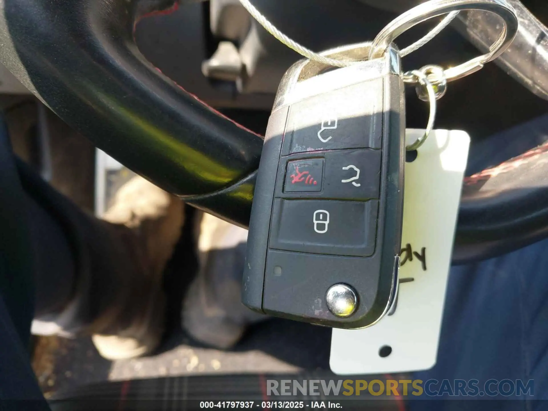 11 fotografías del automóvil dañado 3VW5T7AU3KM005374 VOLKSWAGEN GOLF GTI 2019