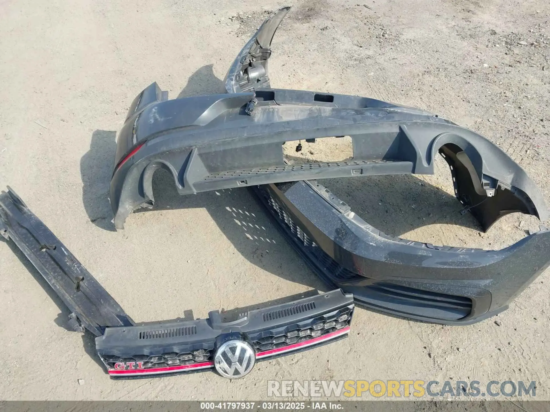 12 fotografías del automóvil dañado 3VW5T7AU3KM005374 VOLKSWAGEN GOLF GTI 2019