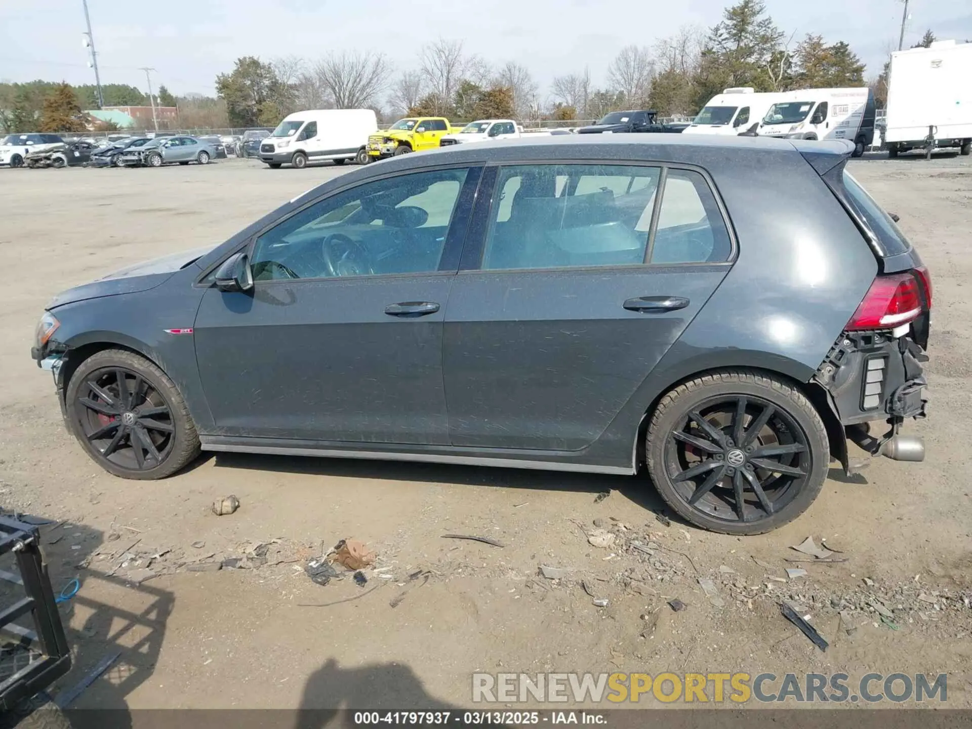 15 fotografías del automóvil dañado 3VW5T7AU3KM005374 VOLKSWAGEN GOLF GTI 2019