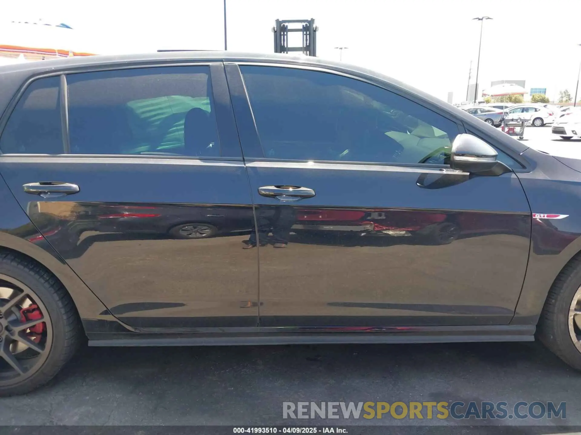 13 fotografías del automóvil dañado 3VW6T7AU6KM016583 VOLKSWAGEN GOLF GTI 2019