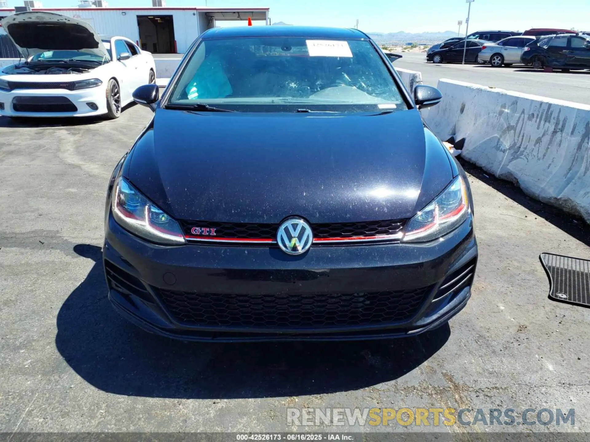12 fotografías del automóvil dañado 3VW6T7AU9KM018537 VOLKSWAGEN GOLF GTI 2019