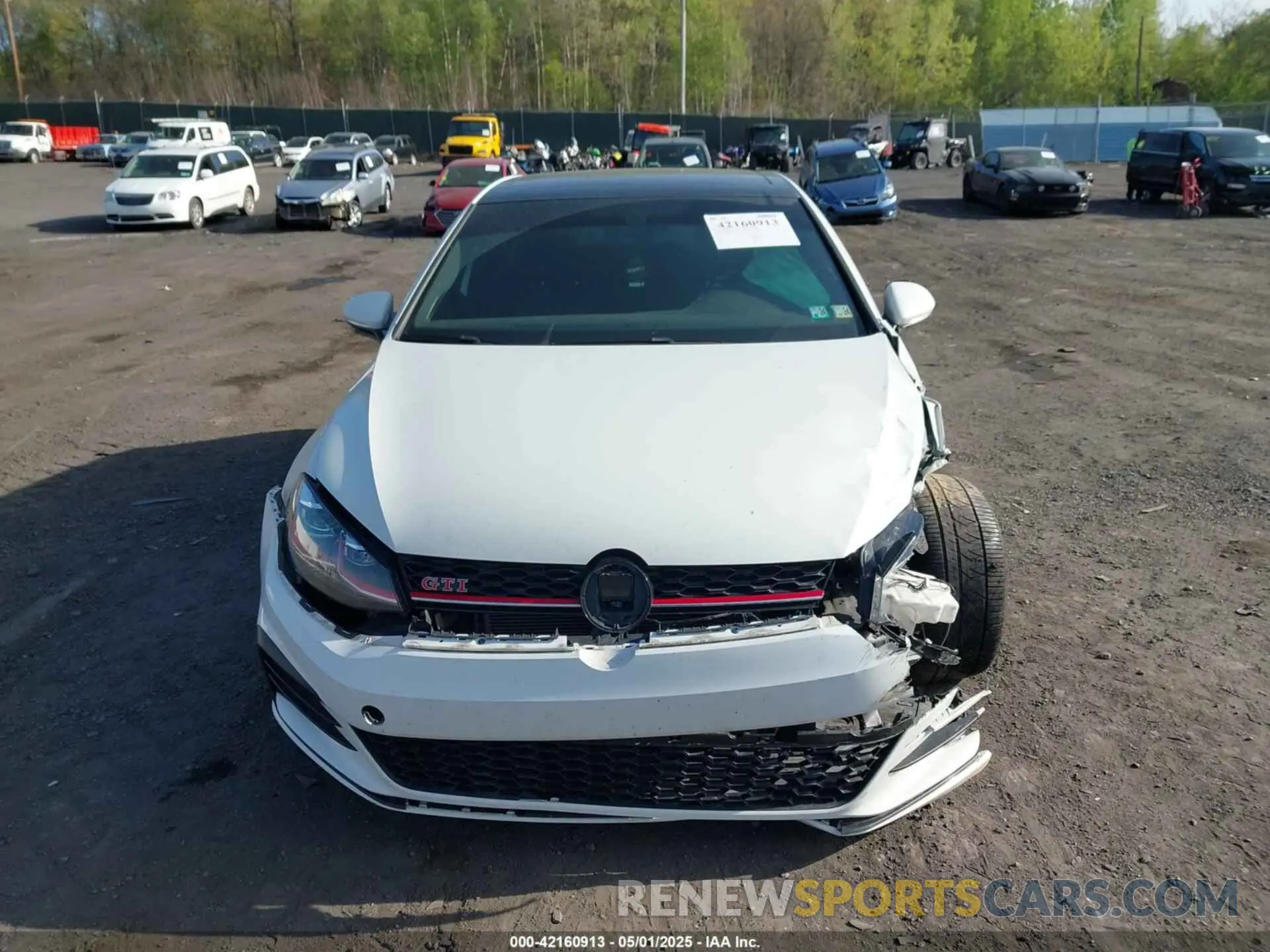 12 fotografías del automóvil dañado 3VW6T7AU9KM036164 VOLKSWAGEN GOLF GTI 2019
