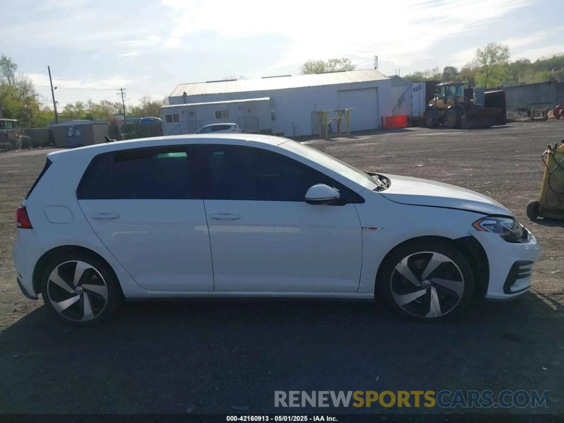 13 fotografías del automóvil dañado 3VW6T7AU9KM036164 VOLKSWAGEN GOLF GTI 2019