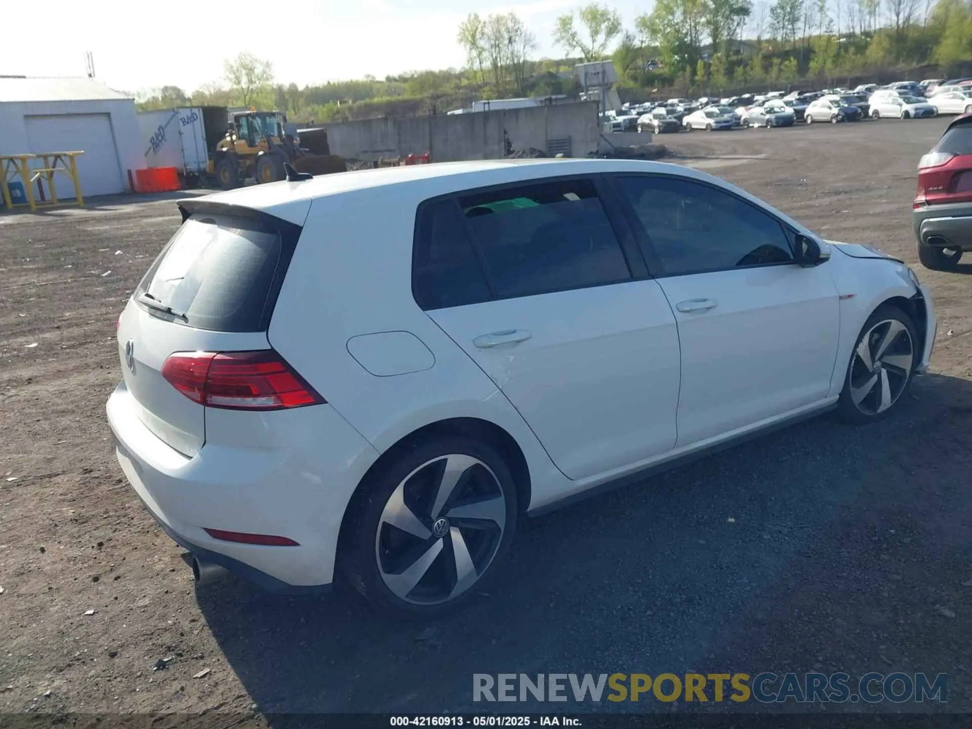 4 fotografías del automóvil dañado 3VW6T7AU9KM036164 VOLKSWAGEN GOLF GTI 2019